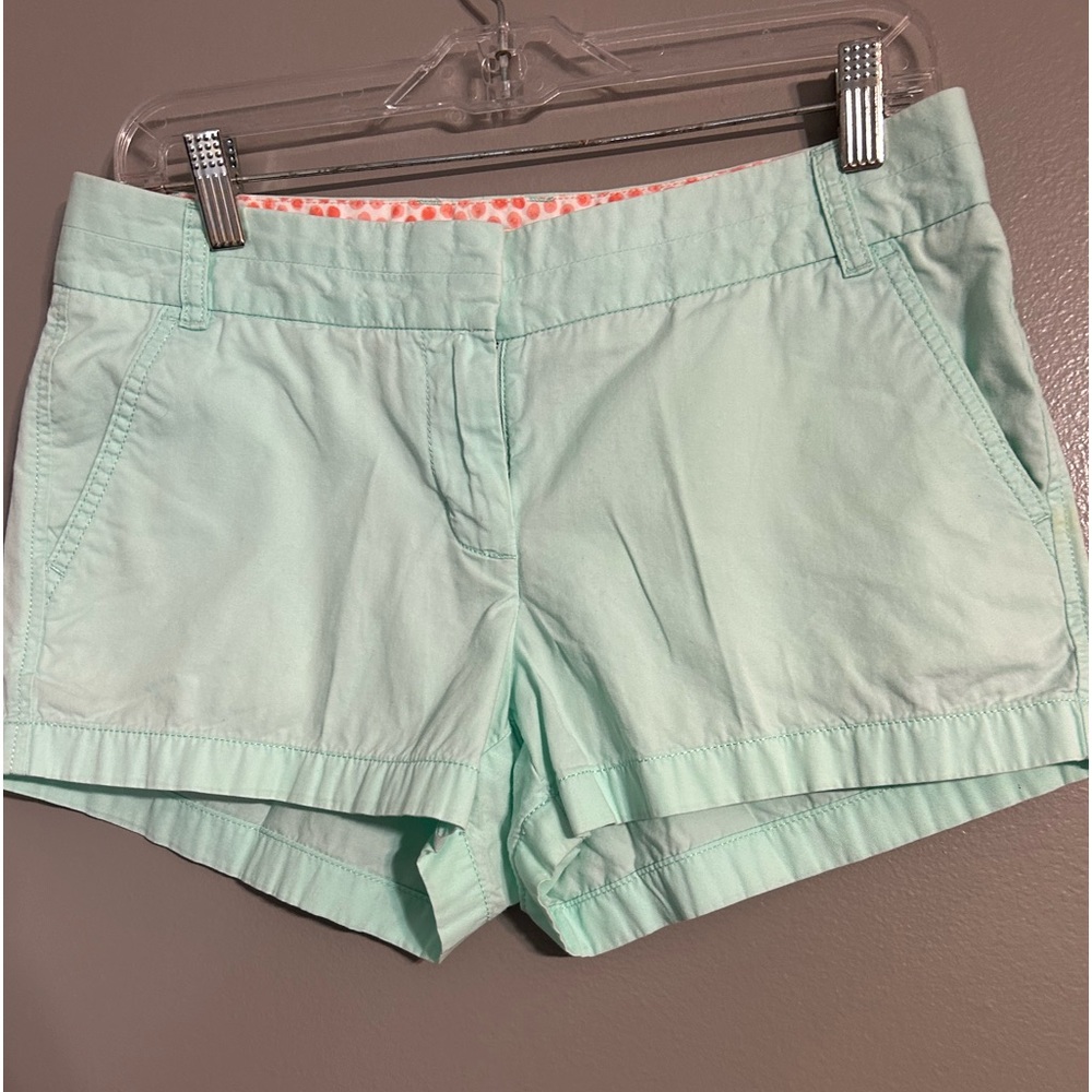 J‎ Crew women’s chino  broken in shorts, size 6, mint green 100%cotton